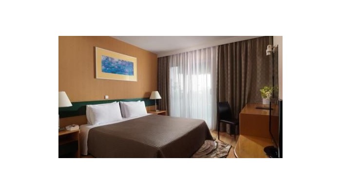 Blazer Suites Hotel poza 3