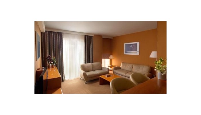 Blazer Suites Hotel poza 17