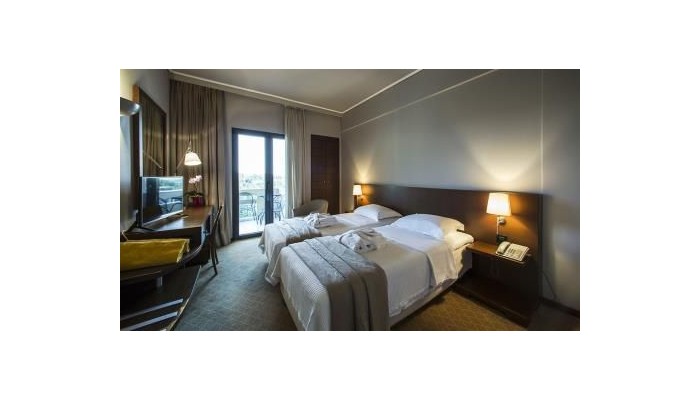 Dekelia Hotel poza 4