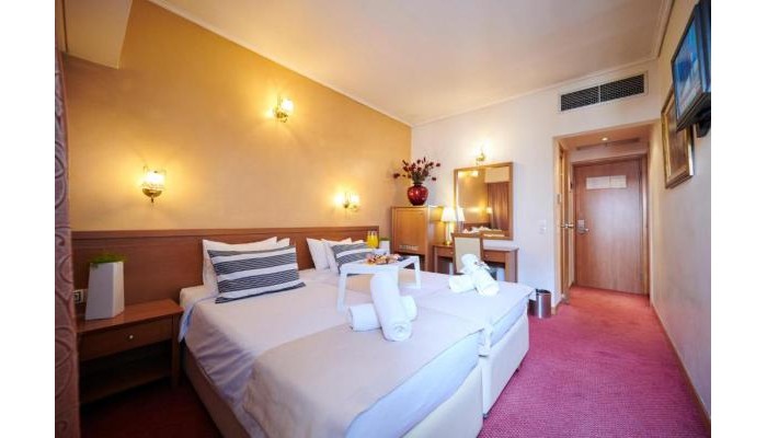 Hotel Crystal City poza 3