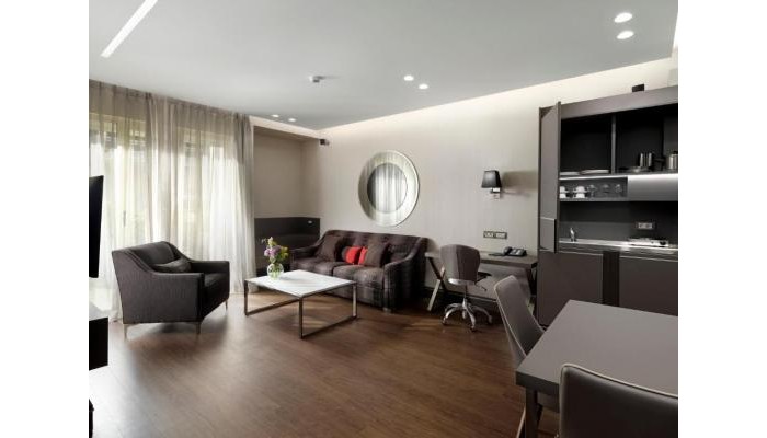 Hotel Holiday Suites poza 10