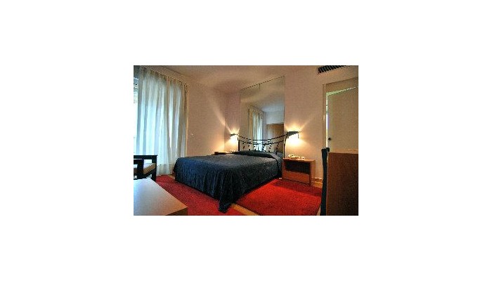 Iniohos Hotel poza 7