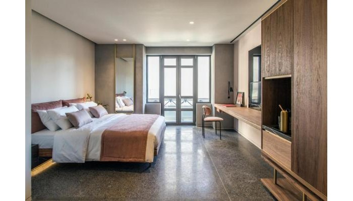 Perianth Hotel poza 0