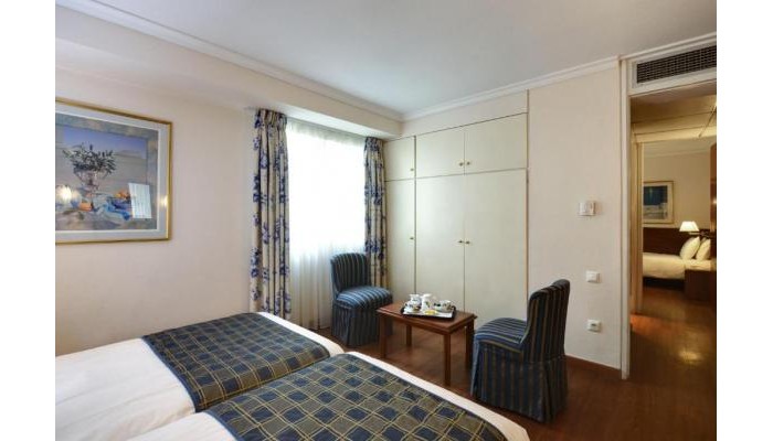 Titania Hotel poza 2