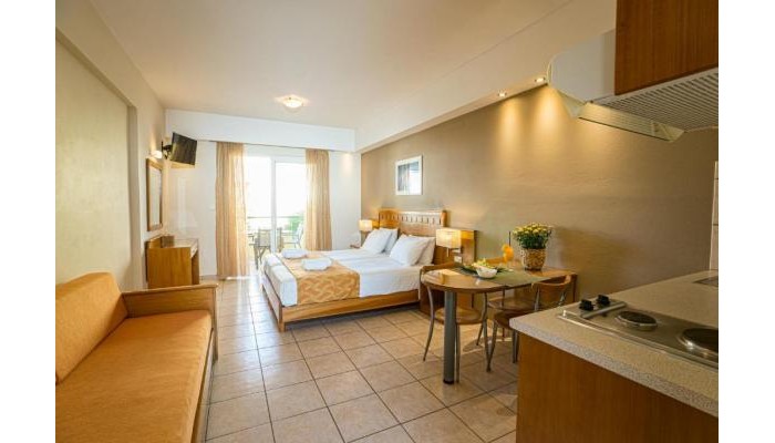 Helios Apartments poza 2
