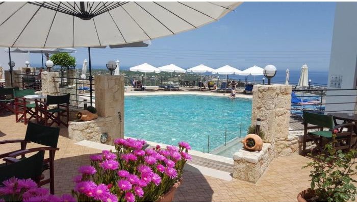 Amazones Village Suites poza 0