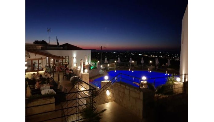 Amazones Village Suites poza 2