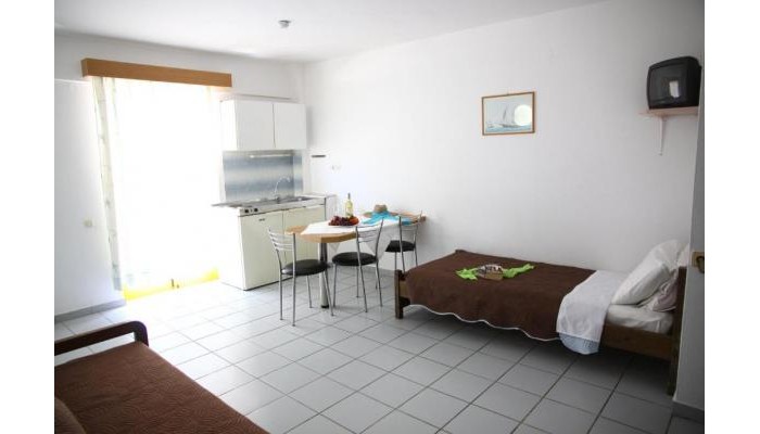 Acropolis Apartments poza 7