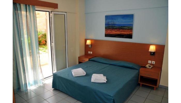 Acropolis Apartments poza 3