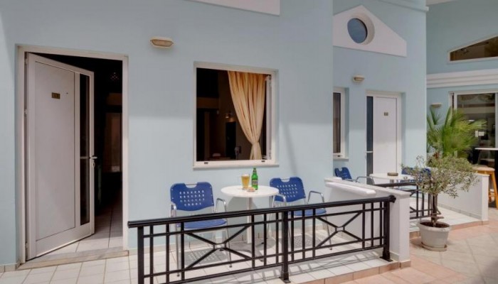 Athena Apartments poza 3
