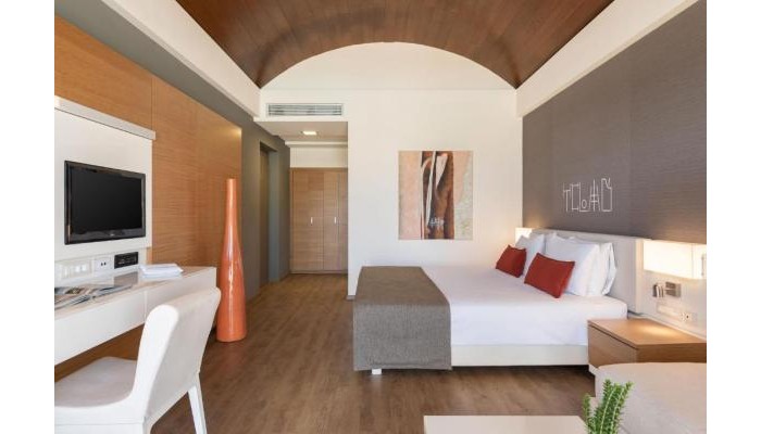 Avra Imperial Beach Resort And Spa poza 4