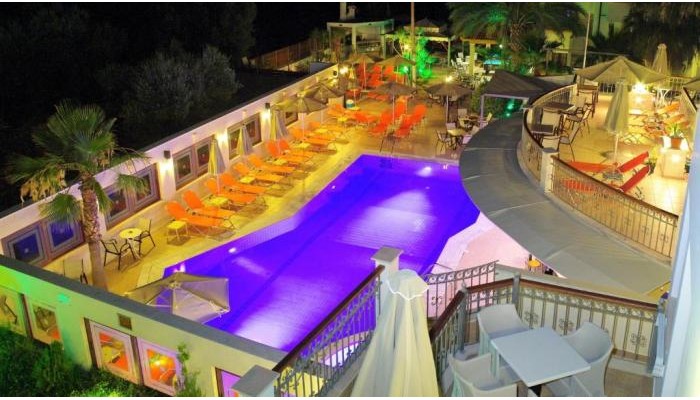 Bella Elena Apartments poza 19