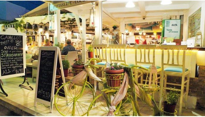 Hotel Camelot Royal Beds poza 4