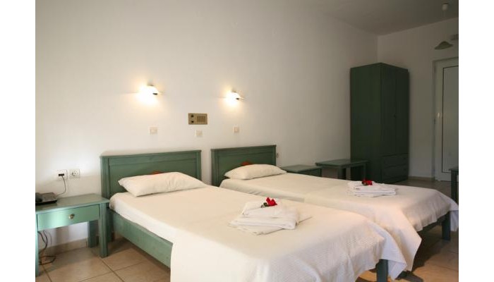 Elpis Studios & Apartments poza 6