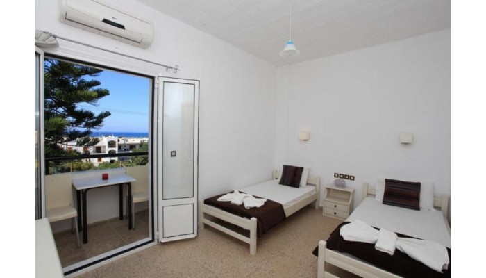 Iraklis Apartments poza 14