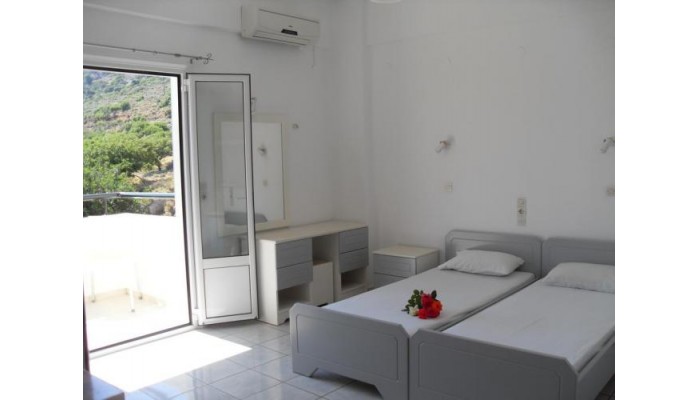 Iraklis Apartments poza 15