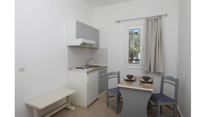 Iraklis Apartments poza 5