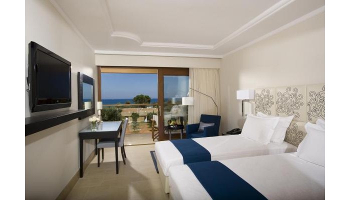 Kernos Beach Hotel & Bungalows poza 1