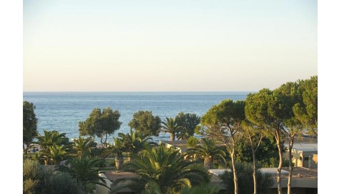 Kernos Beach Hotel & Bungalows poza 9