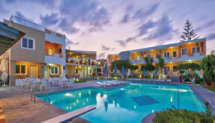 Lia/koukouras Apartments poza 0