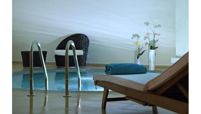 Poza pentru The Royal Blue A Luxury Beach Resort 4523-1552575419 The Royal Blue A Luxury Beach Resort poza 10