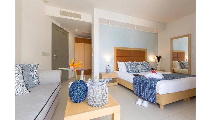 Poza pentru The Royal Blue A Luxury Beach Resort 9548-1552575418 The Royal Blue A Luxury Beach Resort poza 5