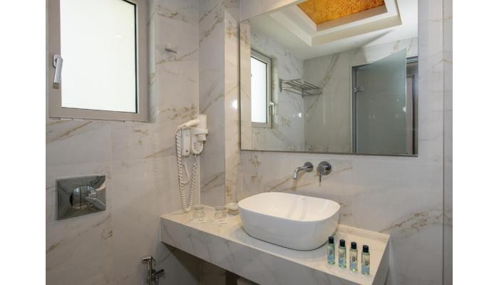 Vantaris Luxury Beach Resort poza 15