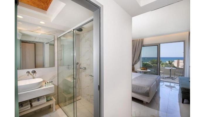 Vantaris Luxury Beach Resort poza 8