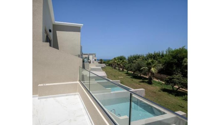 Vantaris Luxury Beach Resort poza 1