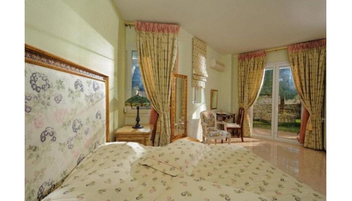 Hotel Vergis Epavlis poza 10