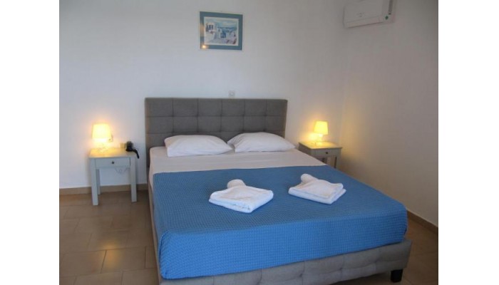 Selena Village poza 5