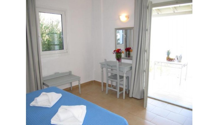 Selena Village poza 4