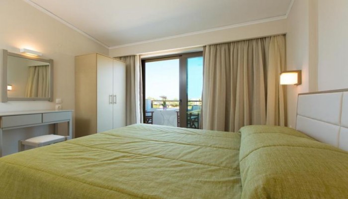 Trefon Hotel Apartments poza 4