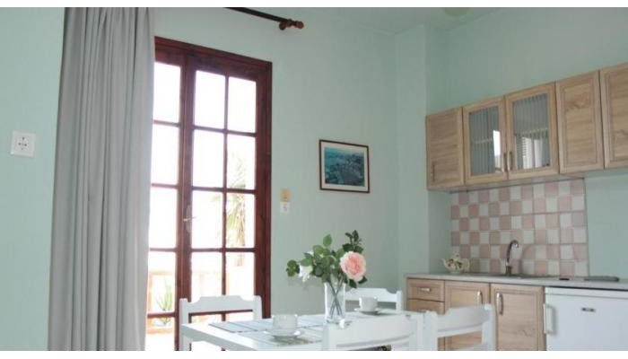 Alexandra Apartments poza 5