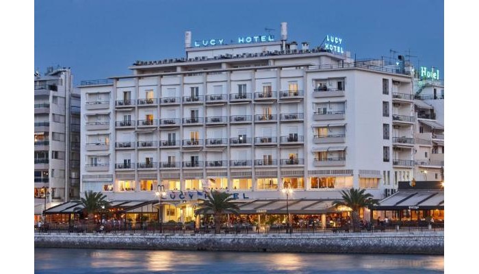 Lucy Hotel poza 0