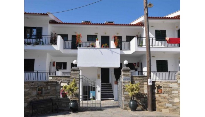 Alexandros Apartments poza 0