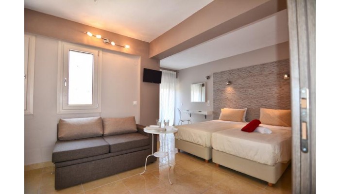 Erzo Studios poza 18