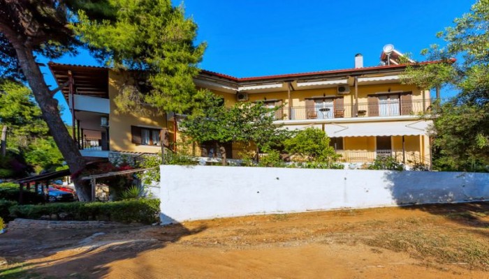 Karnagio Apartments poza 3