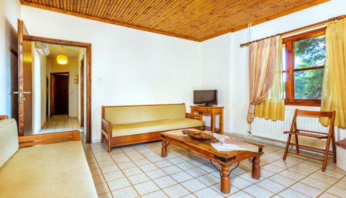 Karnagio Apartments poza 9