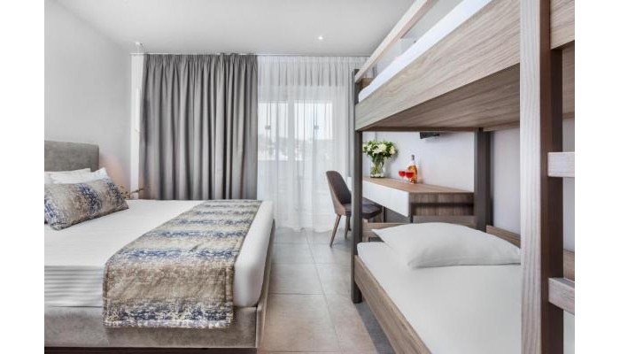 Hotel Kriopigi poza 3