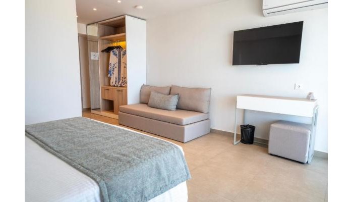 Hotel Kriopigi poza 12