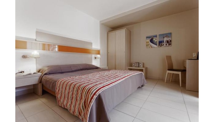 Hotel Lagomandra Beach & Suites poza 14