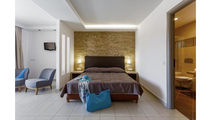 Hotel Lagomandra Beach & Suites poza 18