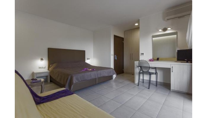 Hotel Lagomandra Beach & Suites poza 24