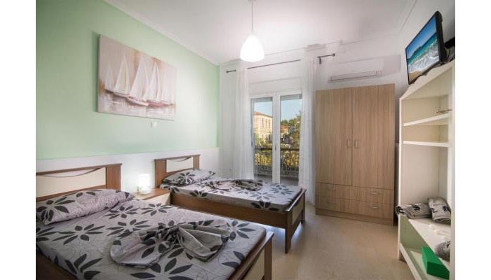 Michalis Apartments poza 9