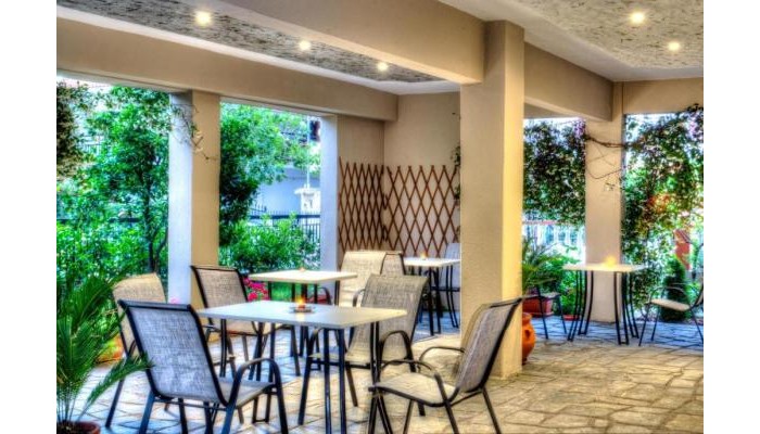 Milonas House Apartments poza 7