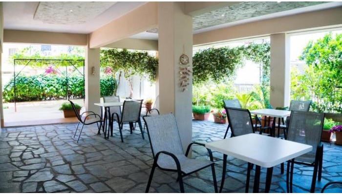 Milonas House Apartments poza 6