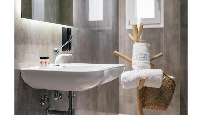 Minthi Boutique Apartments poza 12