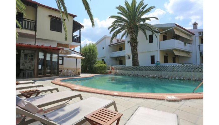 Pella House Studios & Apartments poza 16