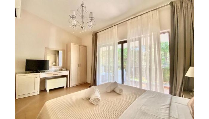 Hotel Rahoni Cronwell Park poza 2